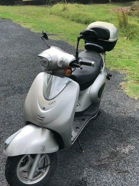 Motor Scooter