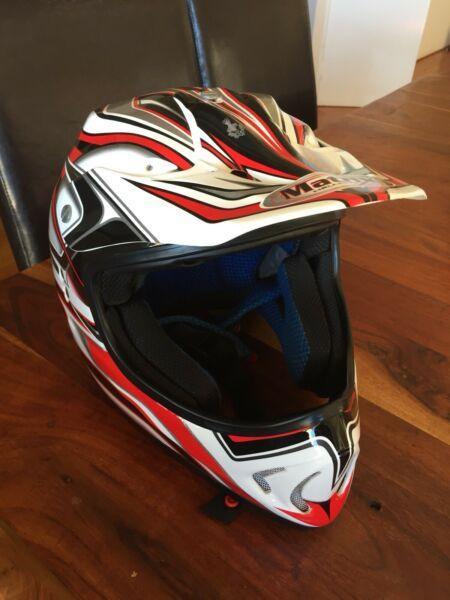Motorbike Helmet w/ Gloves and Goggles