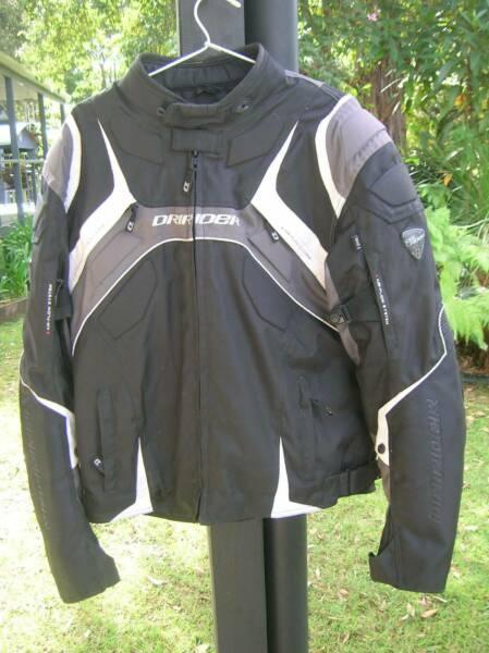 MOTORCYCLE PROTECTIVE CLOTHING