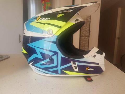 Fox motorcycle helmet (s)