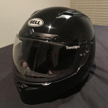 Brand New Gloss Black Bell Qualifier DLX Helmet Size XL