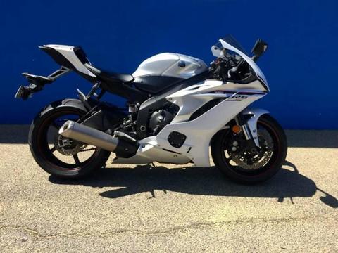 Dealer Demo 2018 Yamaha YZF-R6 Sportbike $16,990