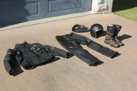 Mens Motorcycle Gear Great Condition