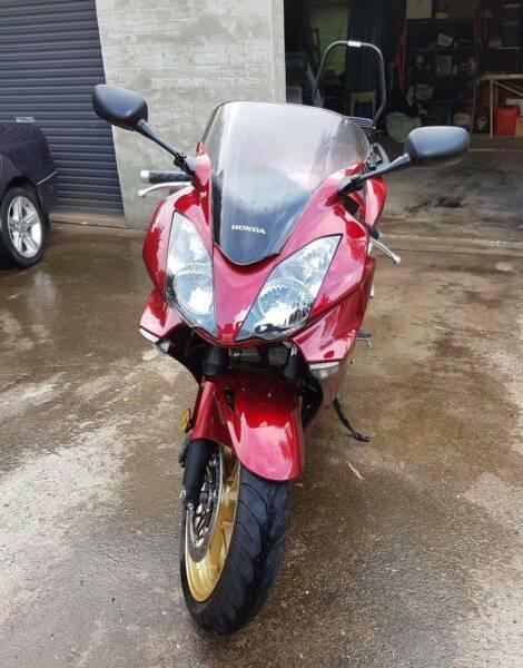 2011 HONDA VFR800 MOTORBIKE