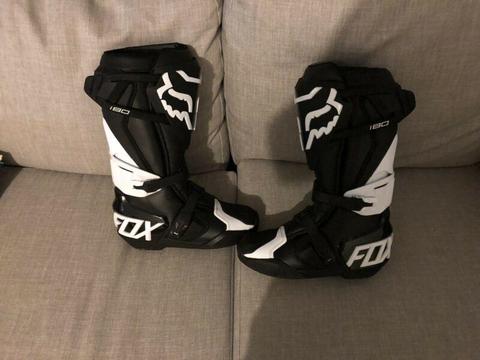 2018 FOX MOTOCROSS BOOTS BRAND NEW, NEVER USED