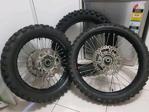WR450F Rims and tyres. 2013 Model