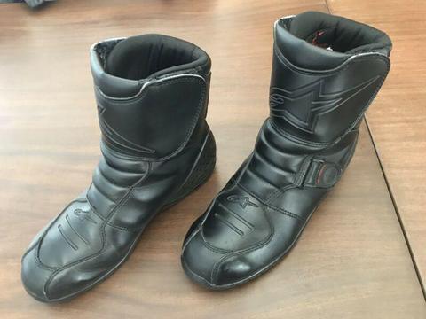 Alpinestars Ridge Waterproof Boots Size 9US or 42EUR (Narrow Fit)