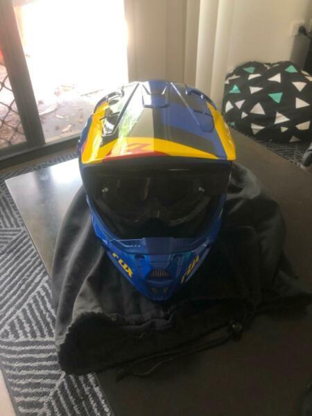 Kids fox moto cross helmet and goggles