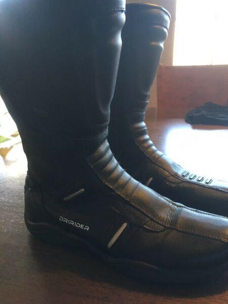 Dririder bike boots