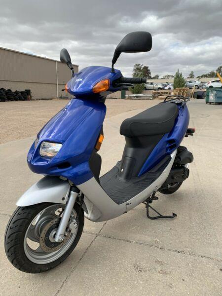 50cc scooter