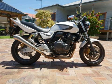 Honda CB400 motorcycle immaculate condition