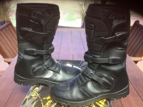 Gaerne motorcycle boots