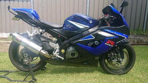 GSXR1000 2006 WITH ALL THE GEAR