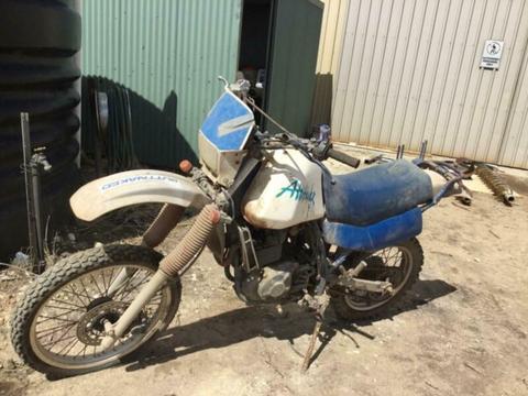 Motor bike Suzuki dr600