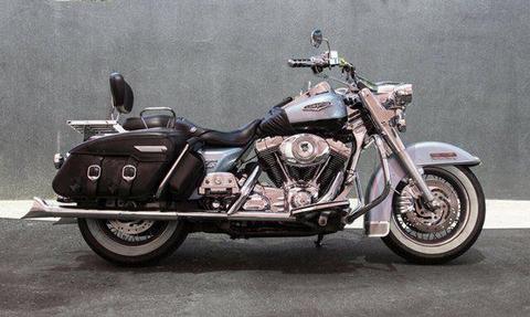 2007 Harley-Davidson FLHRC Road King Classic 1600CC Cruiser 1584cc