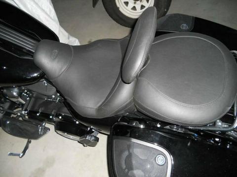 Harley Touring Seat