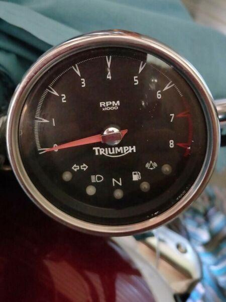 Wanted: Wanted Triumph rocket 3 tachometer 2006 model