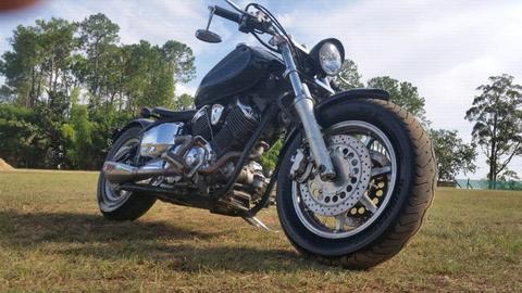 XVS 1100 VStar motor bike