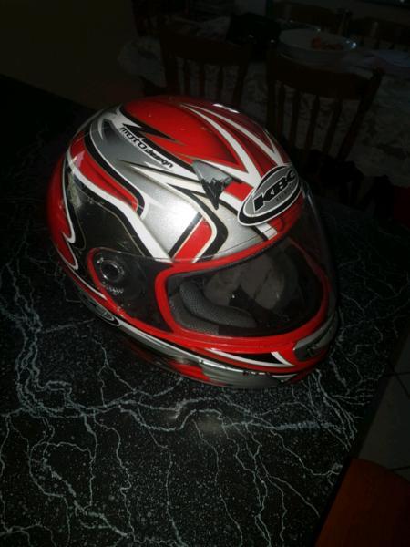 Motorcycle helmet