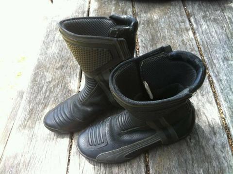 Puma Leather motorcycle riding boots, size US 8 Made in Italy