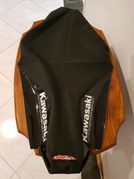 Kxf 250/450 gripper seat cover