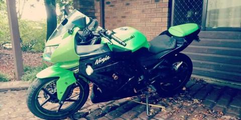 Special edition 08 Kawasaki ninja motor bike
