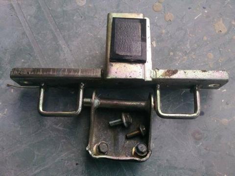 GT250R Hyosung Tank mounting brackets. Front & Rear. $8 the Pair