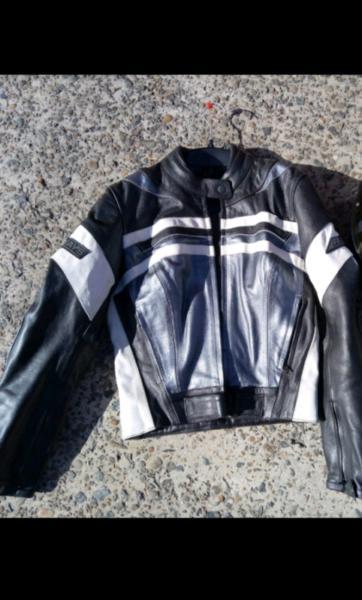 Ladies motorcycle jacket xs