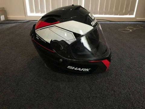 Shark Speed-R motorbike helmet size medium
