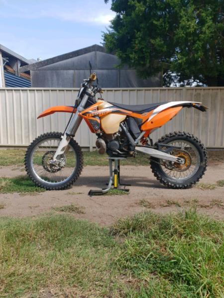 2012 ktm 200exc dirtbike