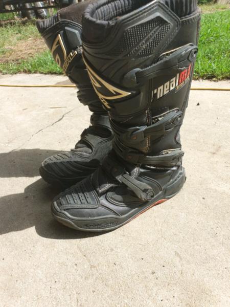 Oneal motorbike boots size us 8