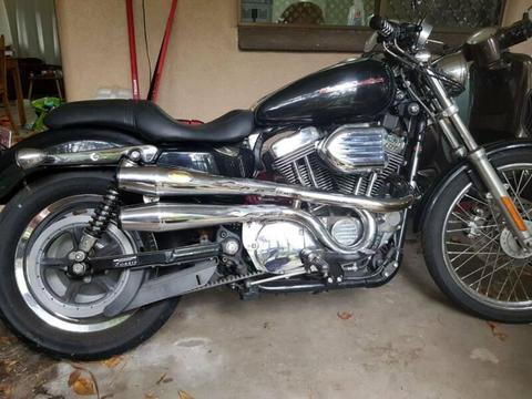 Harley Davidson 1200 motorcycle 2007