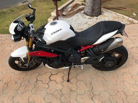 Triumph Speed Triple R 2015 Excellent As New Condition