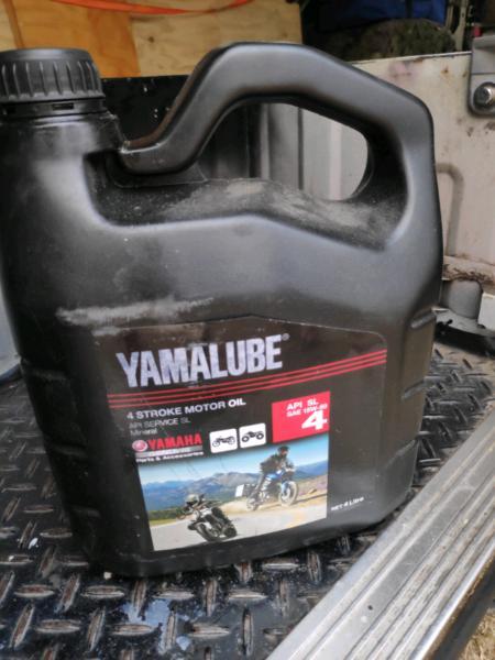 Motorcycle Yamaha 4 stroke motor oil yamalube