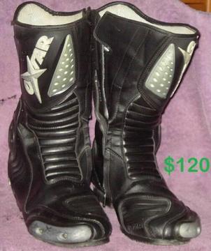 Motorcycle road boots - size 45 EU