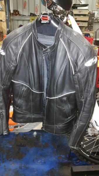 Joe Rocket ladies size 12 Leather jacket