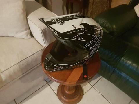 Motor cross helmet v1