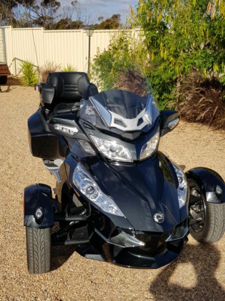 Can-am spyder rts