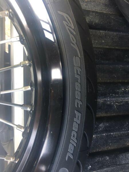 Motorcycle tyres Michelin pilot street radial 110F 150R