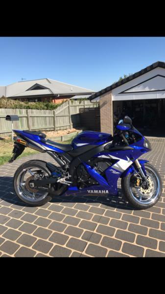 Yamaha R1 immaculate condition