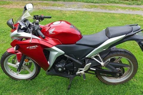 Honda motorbike cbr250r