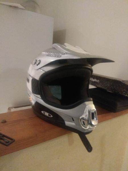 M2r motorbike/motorcycle helmet