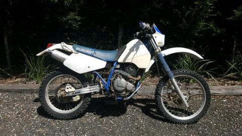 Suzuki dr250s, 94 model. Wrecking/ parting out