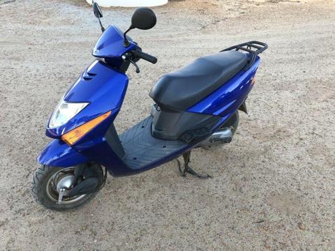 Honda Lead scooter 100 cc