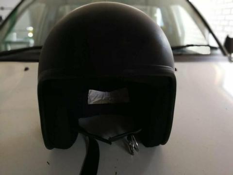 Motorcycle helmet large open face