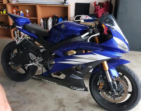 Wanted: Complete engine 2006 Yamaha yzf r6 motor