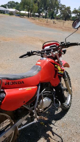 Honda ctx 200