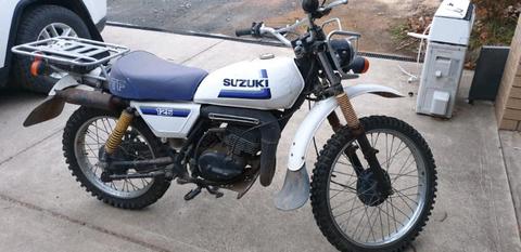Suzuki 125 bike