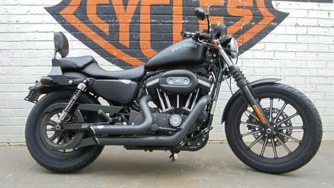 2015 Harley-Davidson IRON 883 (XL883N) Road Bike 883cc