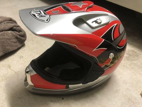 YOUTH SIZE THH HELMET FOR SALE!